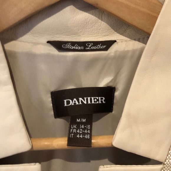 Leather/Linen Dress Suit - Picture 6 of 6